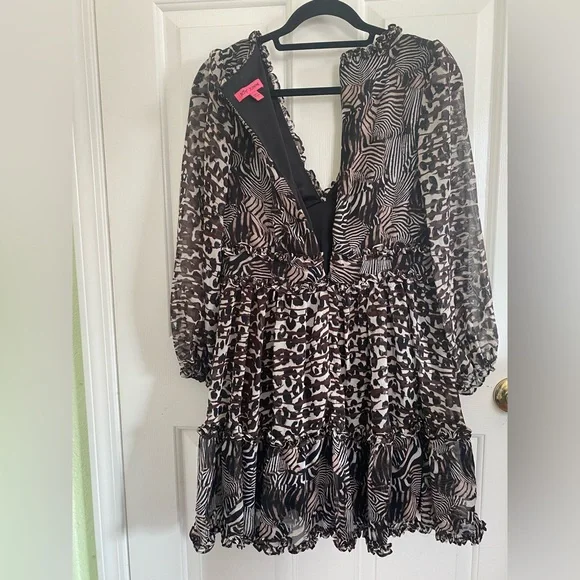Betsey Johnson Flowy Animial Print Ruffle Babydoll Dress Size 8 - Picture 4 of 13